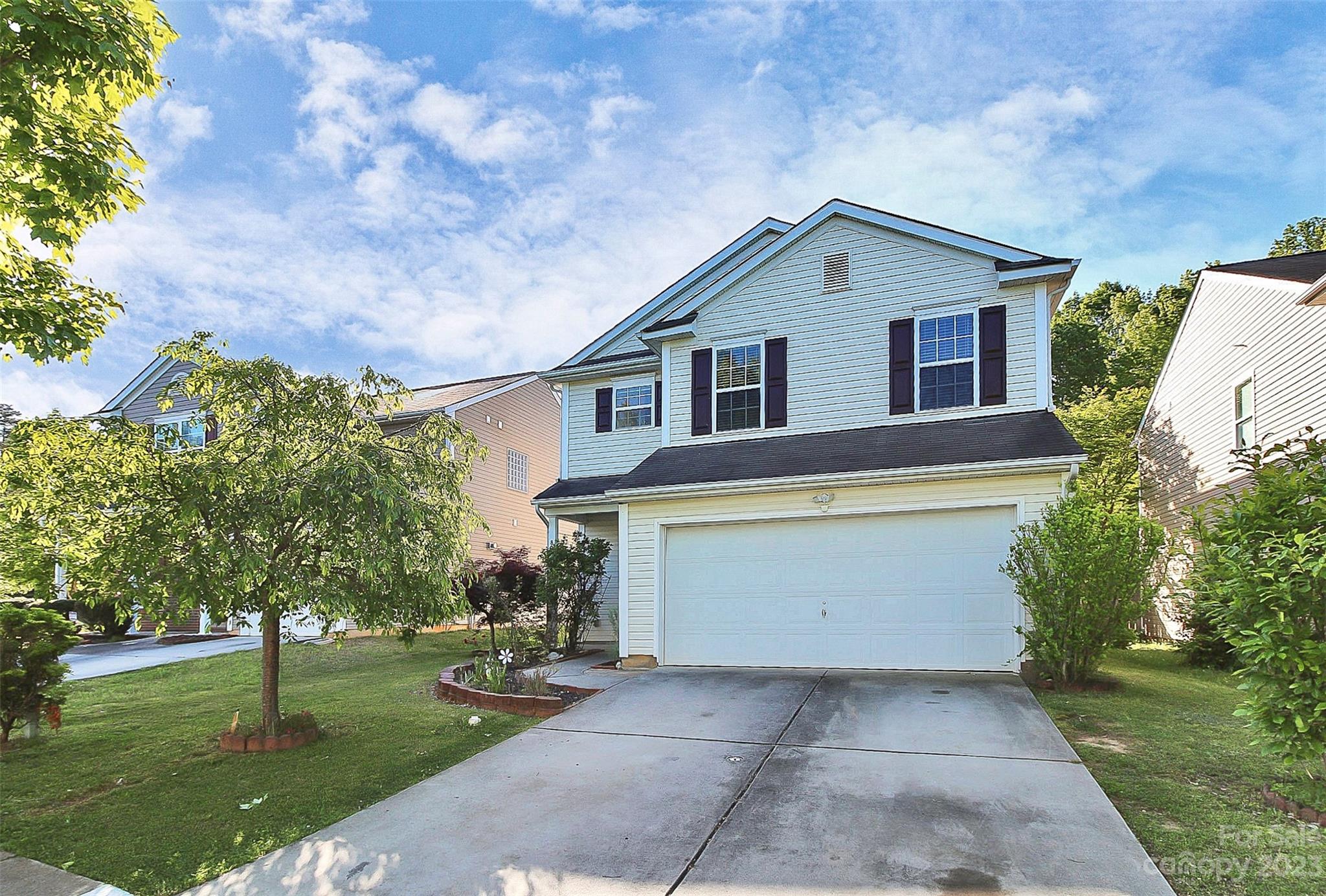 8950 Chalkstone Road Charlotte, NC 28216 - Photo 1 of 33 Gallery Image 1