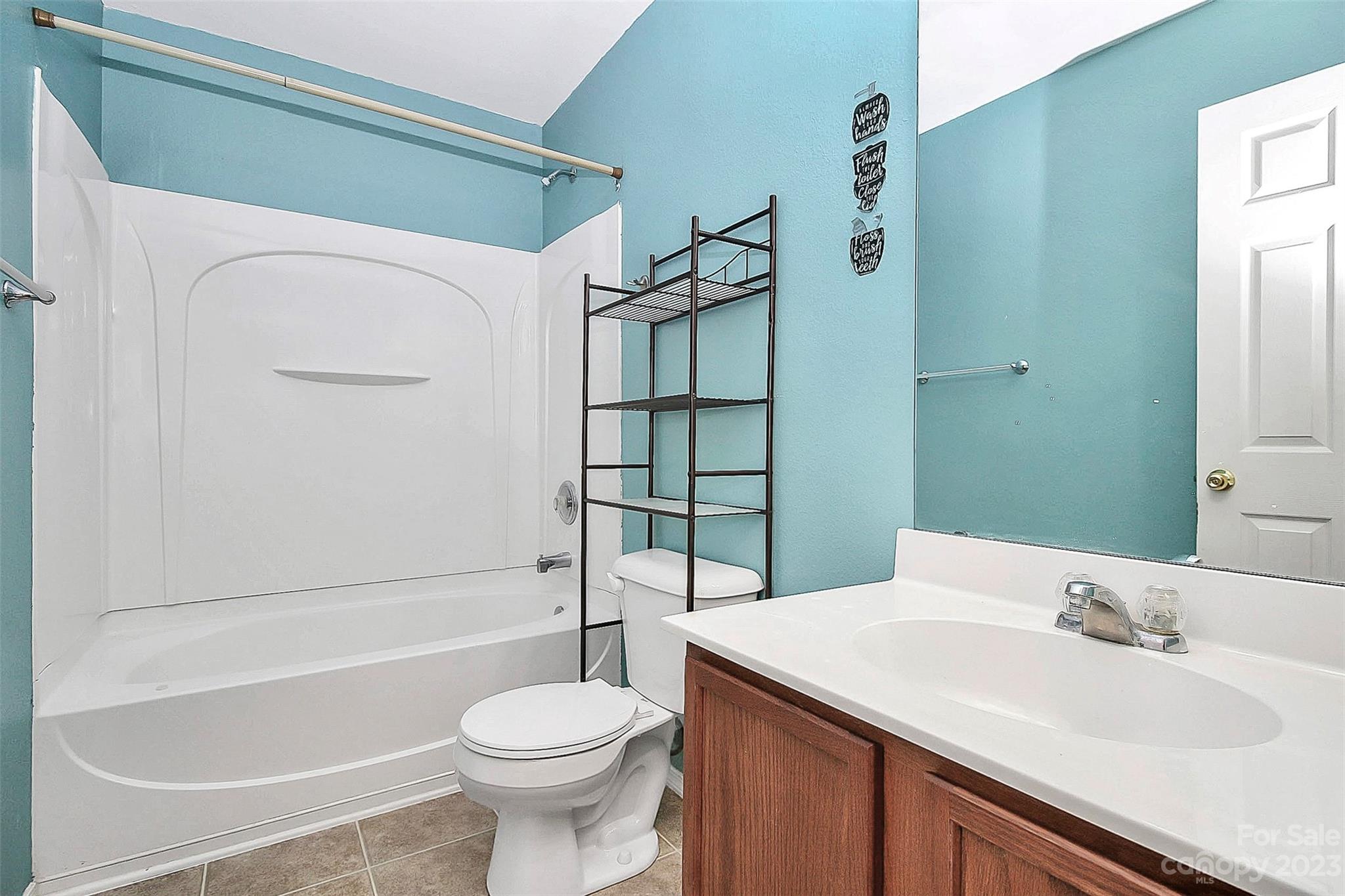8950 Chalkstone Road Charlotte, NC 28216 - Photo 14 of 33 Gallery Image 14