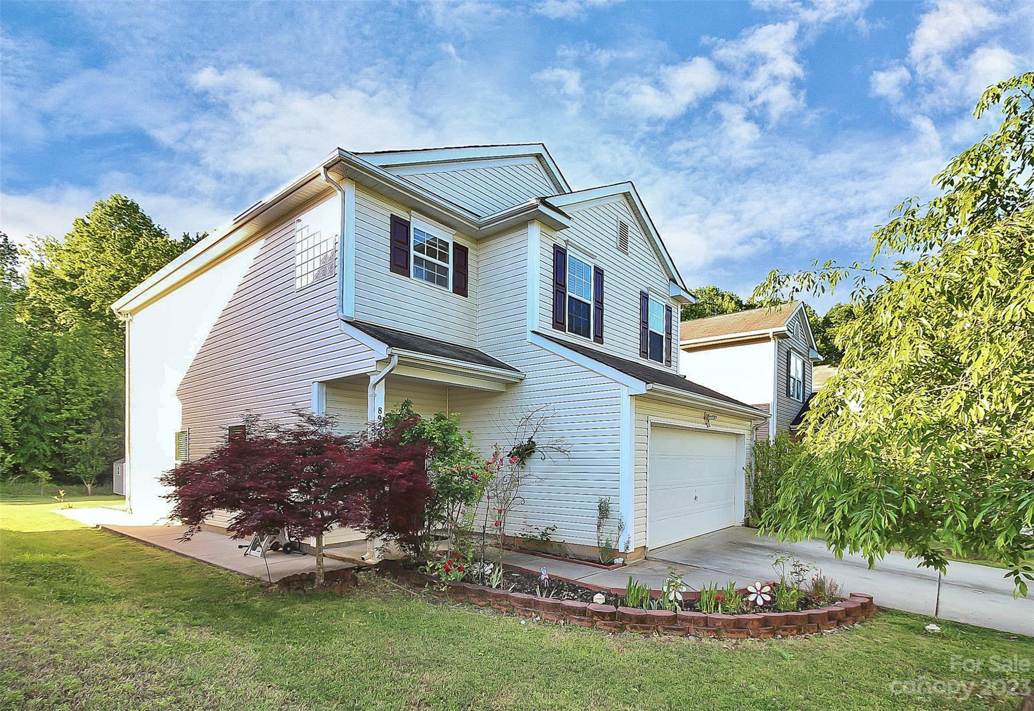 8950 Chalkstone Road Charlotte, NC 28216 - Photo 3 of 33 Gallery Image 3