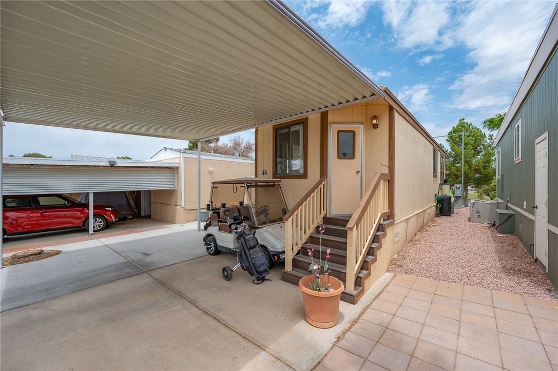 2000 Ramar Road, Unit 612 Bullhead City, AZ 86442 - Photo 4 of 77 View of Parking