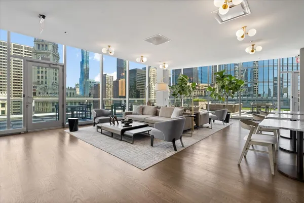 $1,549,000 | 403 North Wabash Avenue, Unit 10C, Chicago, IL 60611
