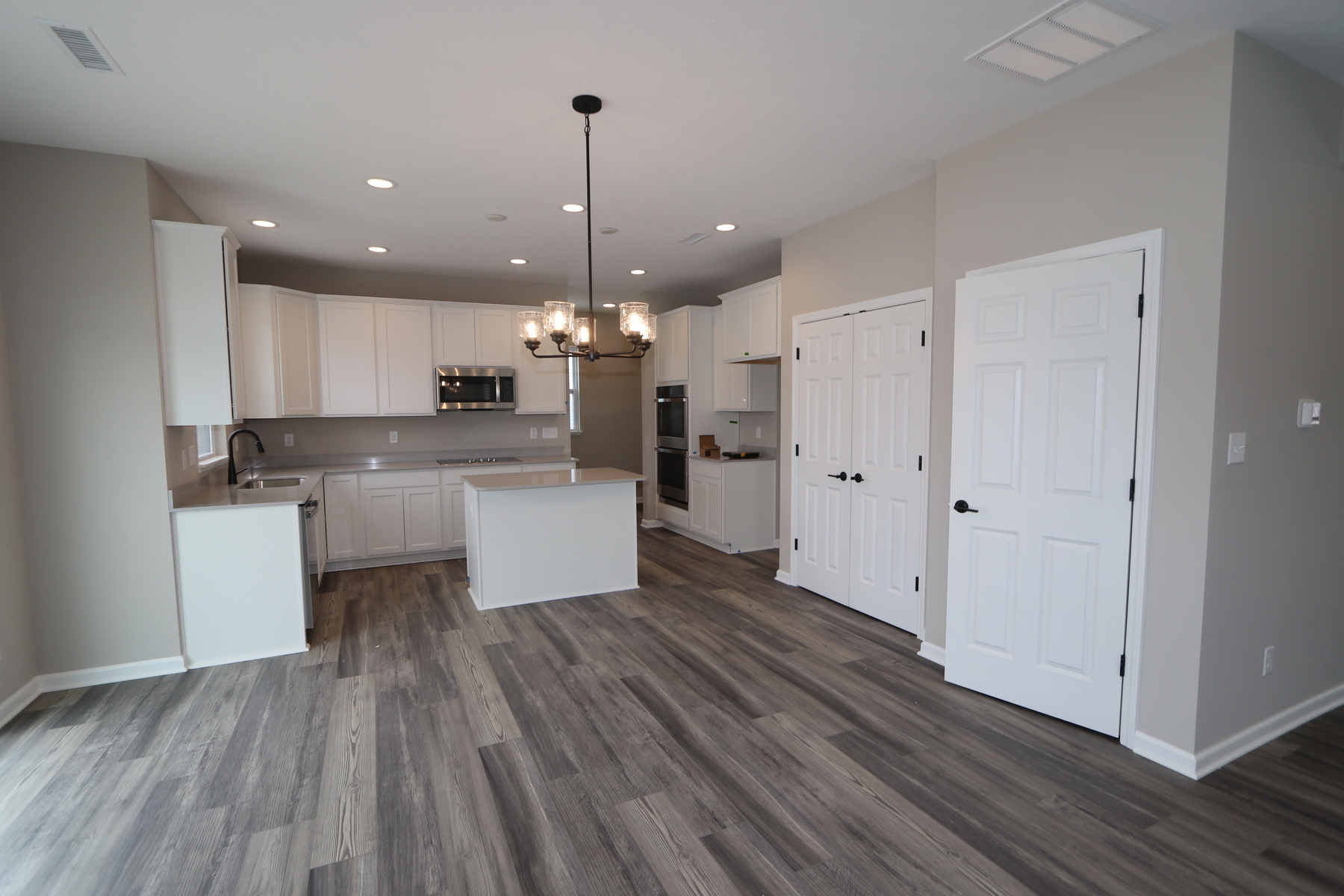 6932 Wheatley Road Whitestown, IN 46075 - Photo 4 of 17