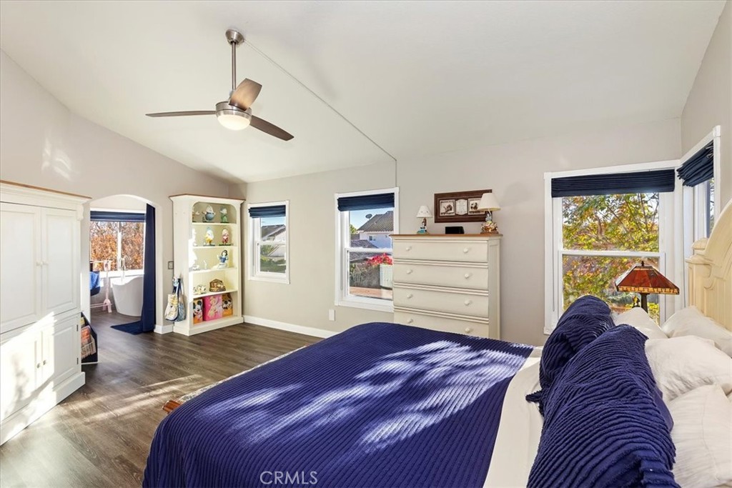 20637 Mesa Oak Drive Riverside, CA 92508 - Photo 42 of 66 a bedroom with a large bed and a window