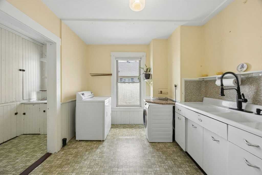 216 Walnut Street Clinton, MA 01510 - Photo 20 of 42