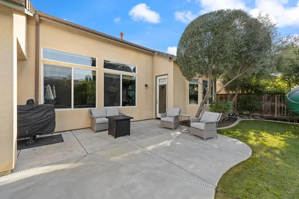 $805,000 | 4179 Trenton Avenue, Clovis, CA 93619