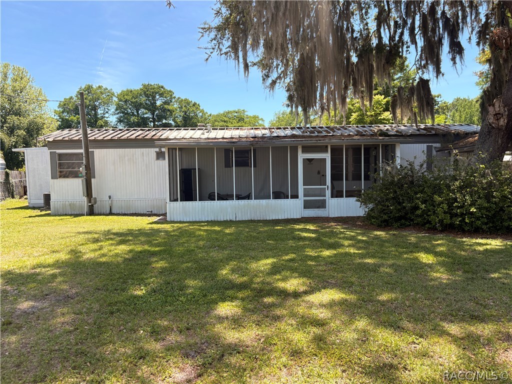 10319 East Pike Drive Inverness, FL 34450 - Photo 2 of 24