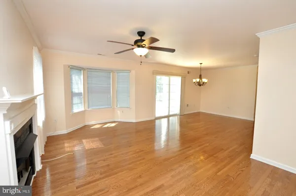 $300,000 | 701 Sweetwater Drive, Cinnaminson, NJ 08077