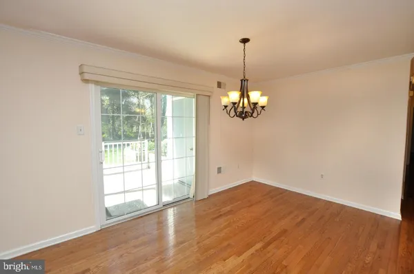 $300,000 | 701 Sweetwater Drive, Cinnaminson, NJ 08077