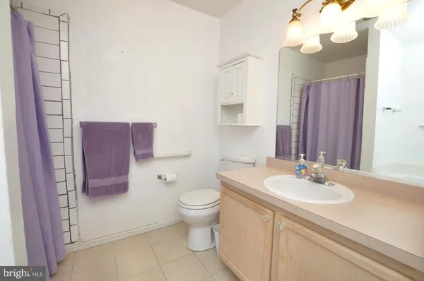 $300,000 | 701 Sweetwater Drive, Cinnaminson, NJ 08077
