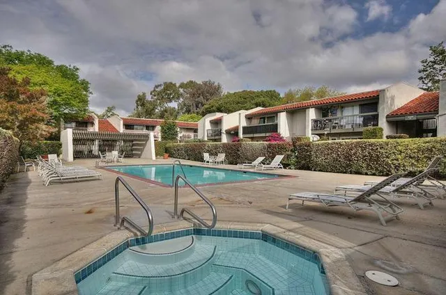 $560,000 | 49 Dearborn Place, Unit 14, Goleta, CA 93117