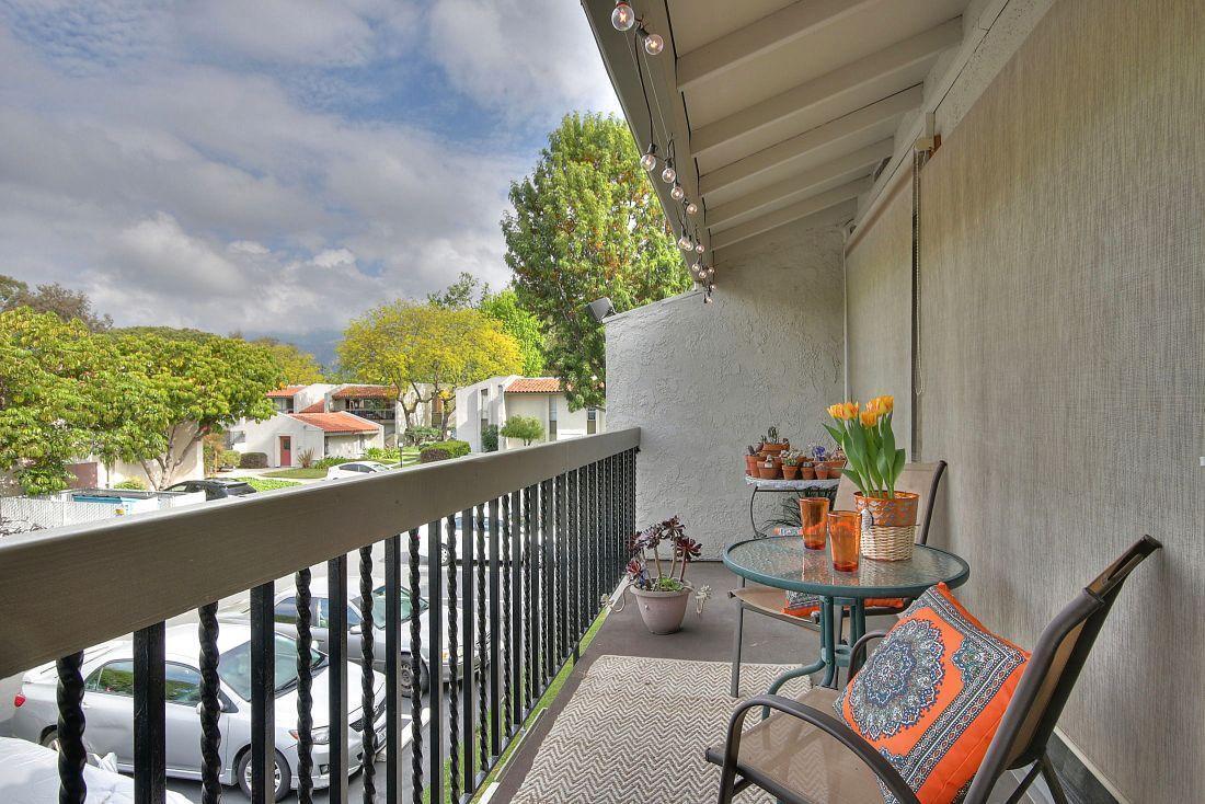 49 Dearborn Place, Unit 14 Goleta, CA 93117 - Photo 4 of 13 16-1218_9_2
