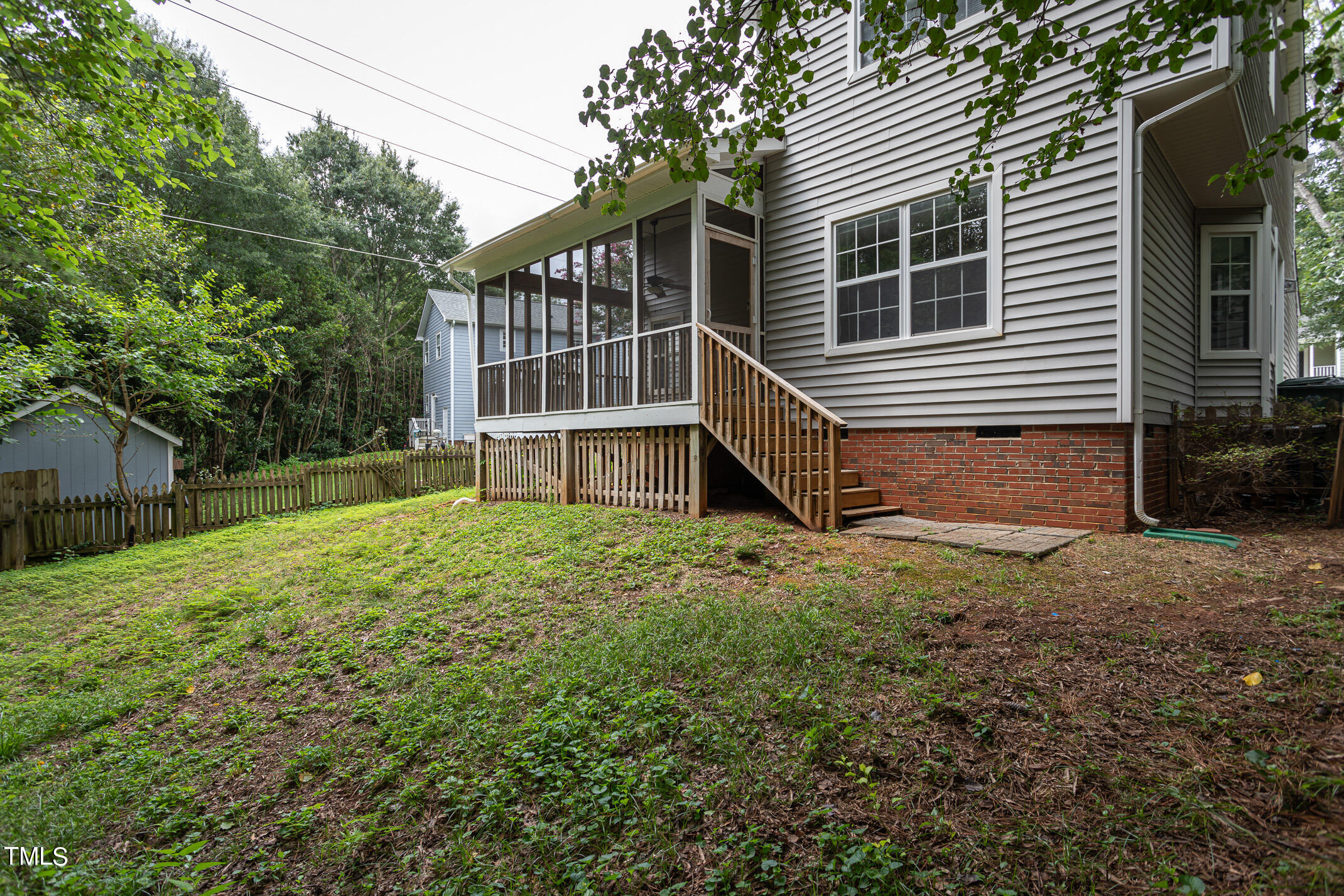 1221 Stoneferry Lane Raleigh, NC 27606 - Photo 28 of 36 reaves-1221-stoneferry-13