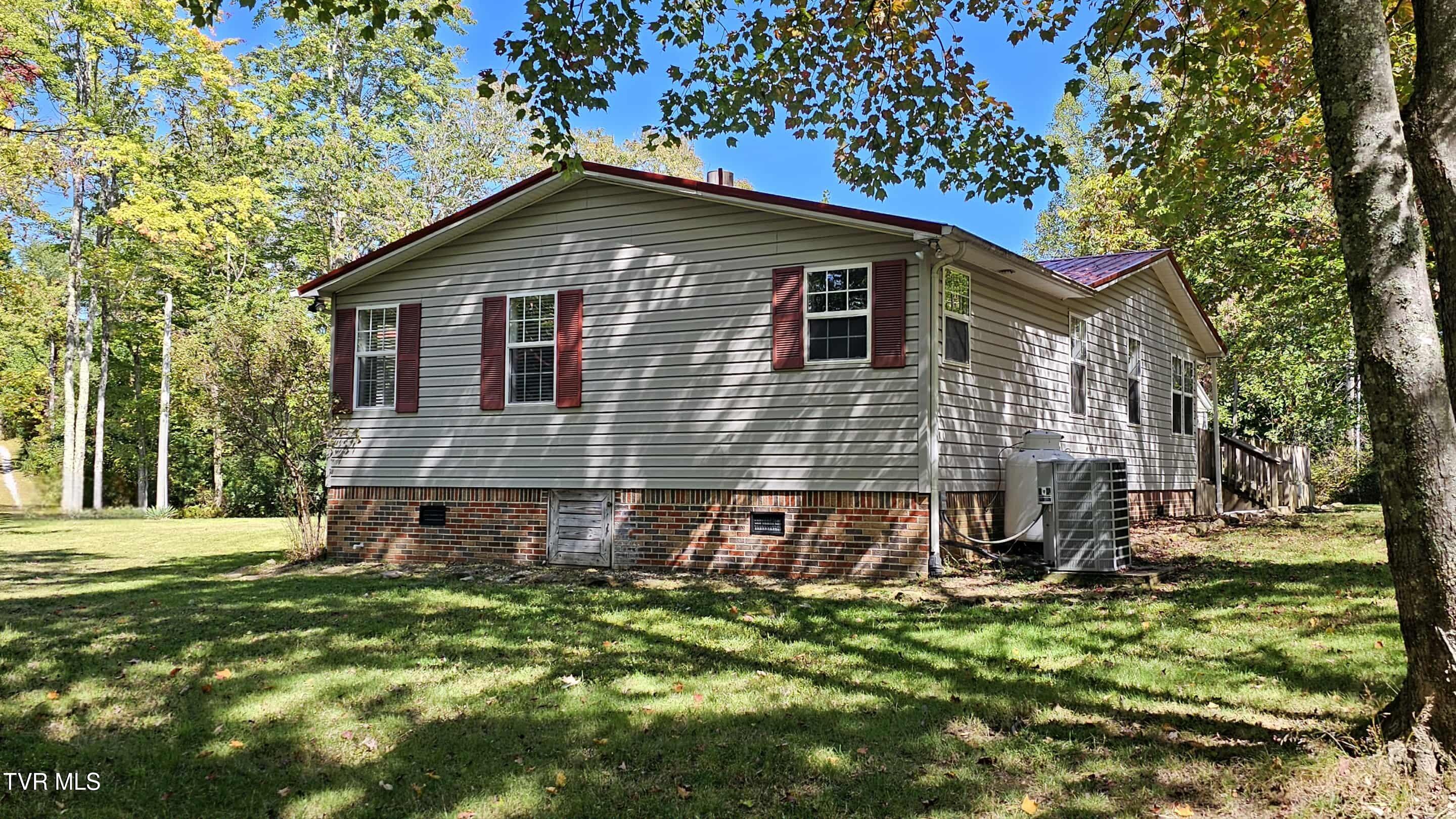 9166 Gilliam School Road Wise, VA 24293 - Photo 9 of 52 9