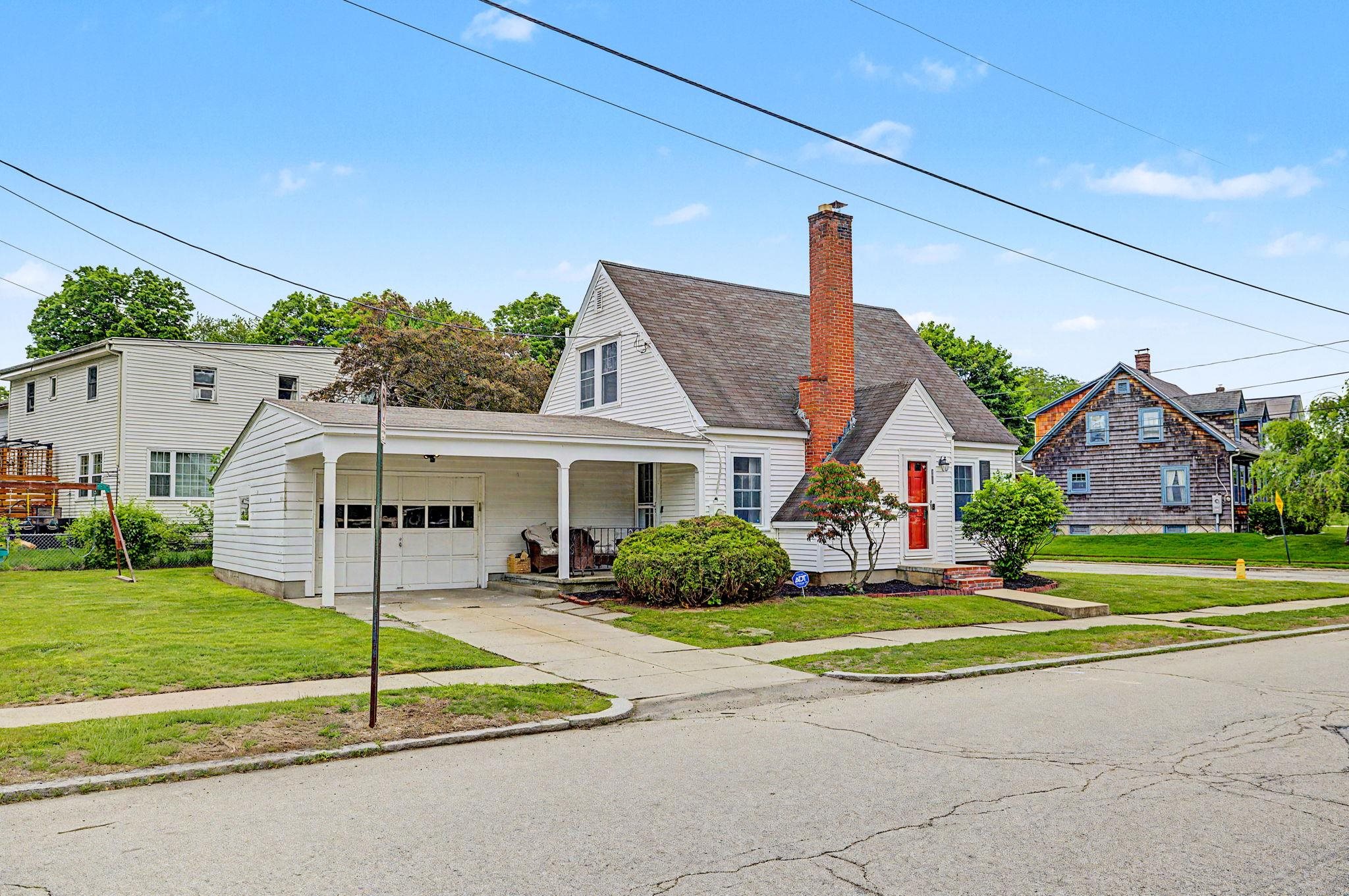 171 Kenney Street Manchester, NH 03103 - Photo 1 of 60