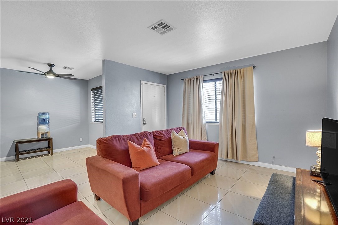 5709 Smoke Ranch Road, Unit A Las Vegas, NV 89108 - Photo 6 of 24