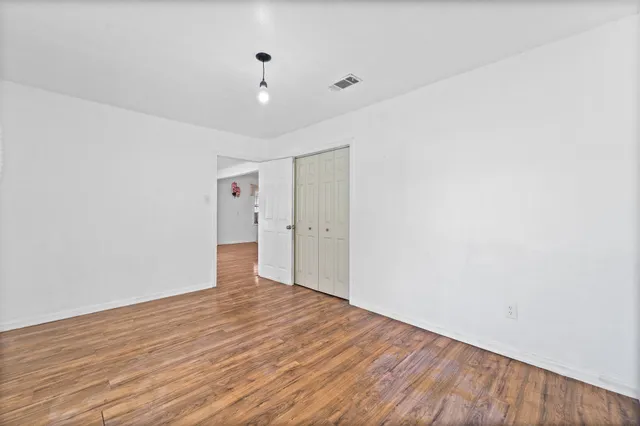 $229,000 | 401 Lee Avenue, Anahuac, TX 77514