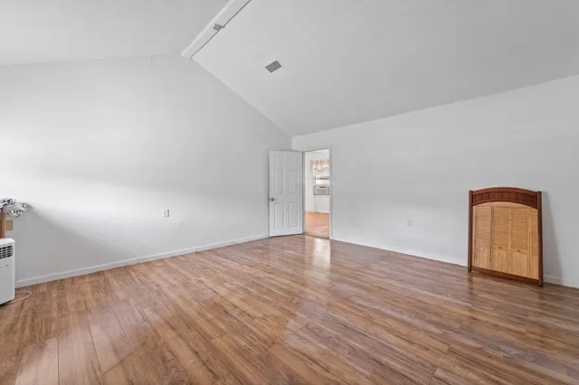 $229,000 | 401 Lee Avenue, Anahuac, TX 77514