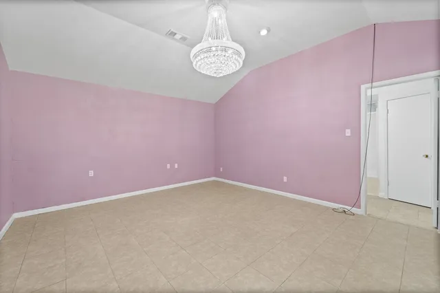 $229,000 | 401 Lee Avenue, Anahuac, TX 77514