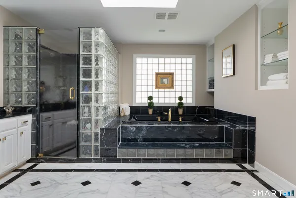 $1,500,000 | 57 Thistledown, Suffield, CT 06078