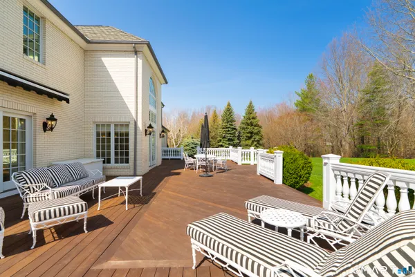 $1,500,000 | 57 Thistledown, Suffield, CT 06078