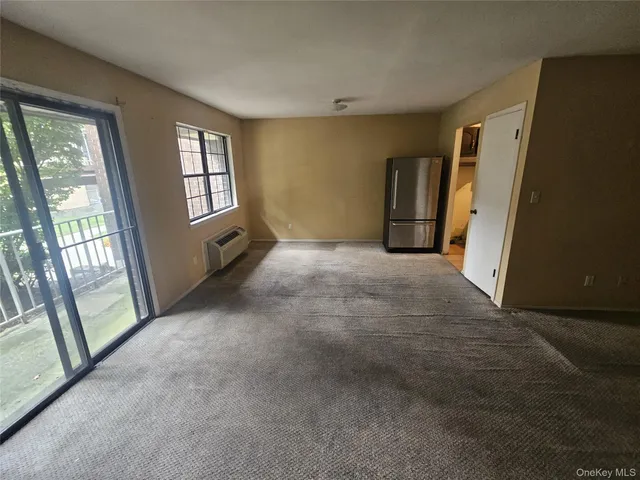 $169,900 | 424 Carpenter Avenue, Unit 11, Newburgh, NY 12550