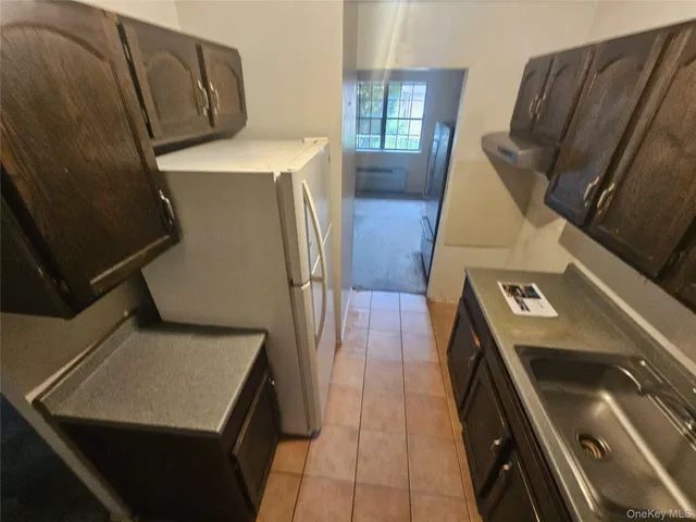 $169,900 | 424 Carpenter Avenue, Unit 11, Newburgh, NY 12550