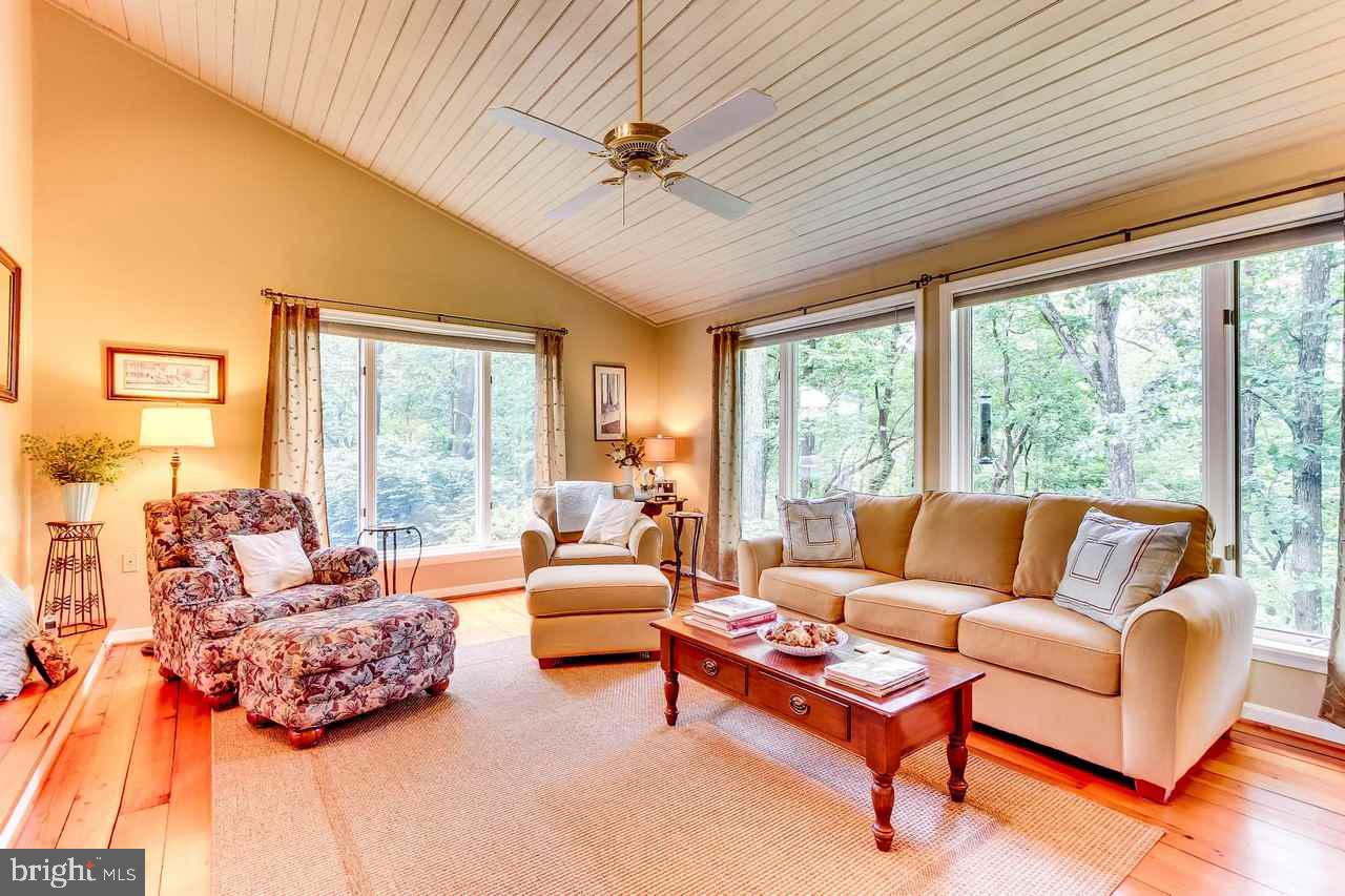 172 Kilgore Road Delta, PA 17314 - Photo 3 of 36 Gallery Image 3