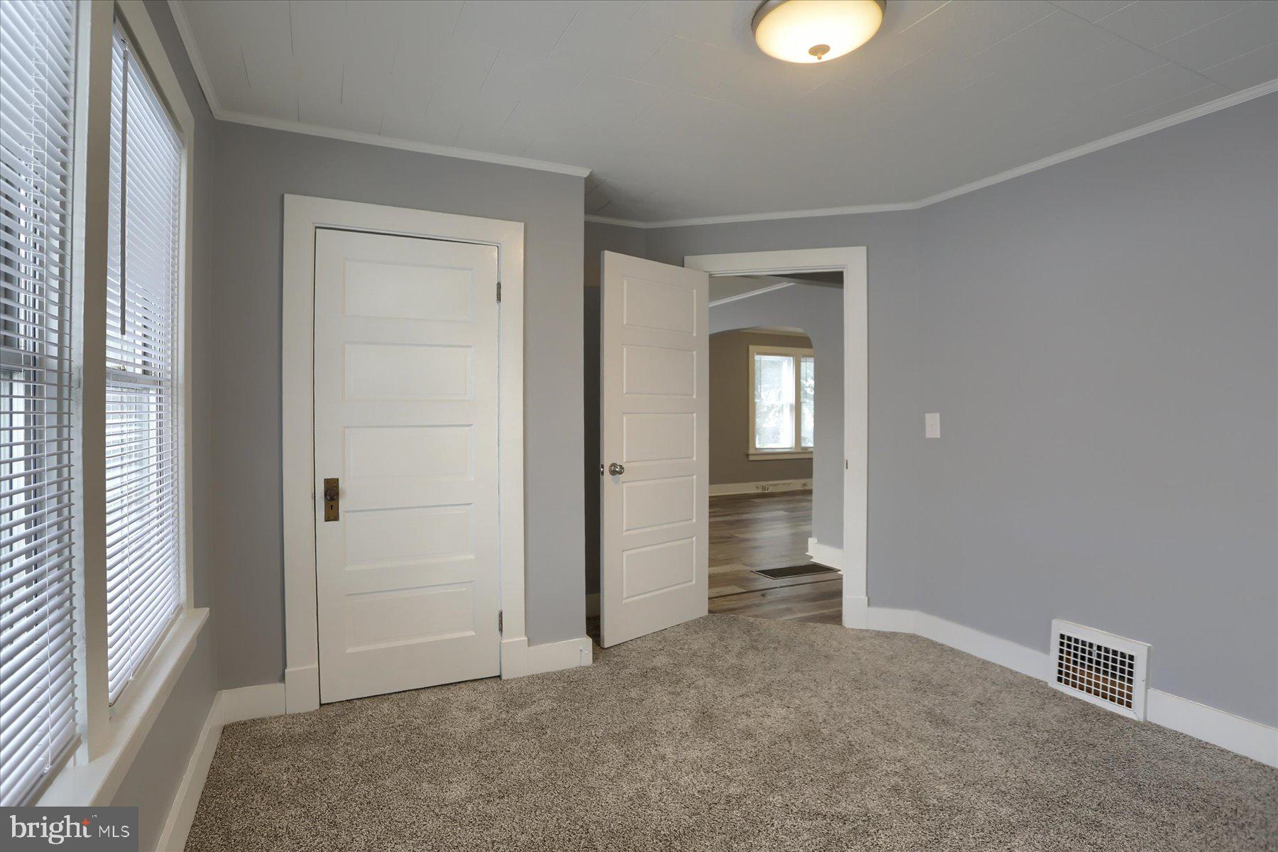 425 East Walnut Street Lewistown, PA 17044 - Photo 16 of 37