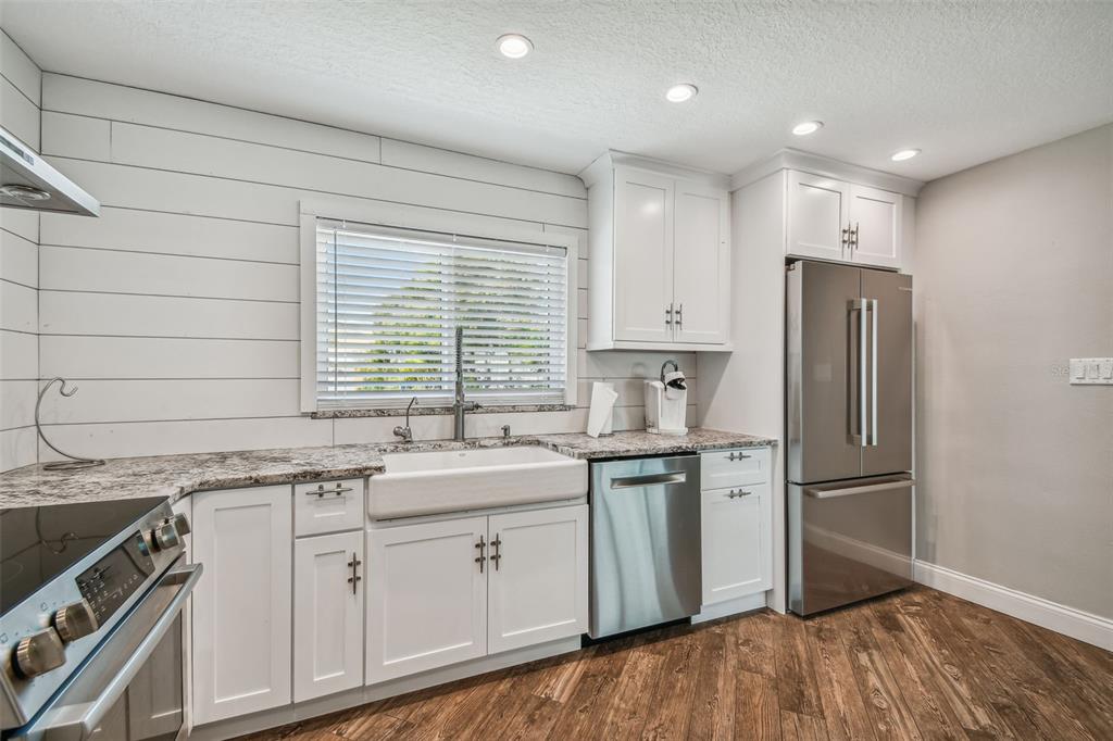 4900 Arlington Road Palmetto, FL 34221 - Photo 5 of 73
