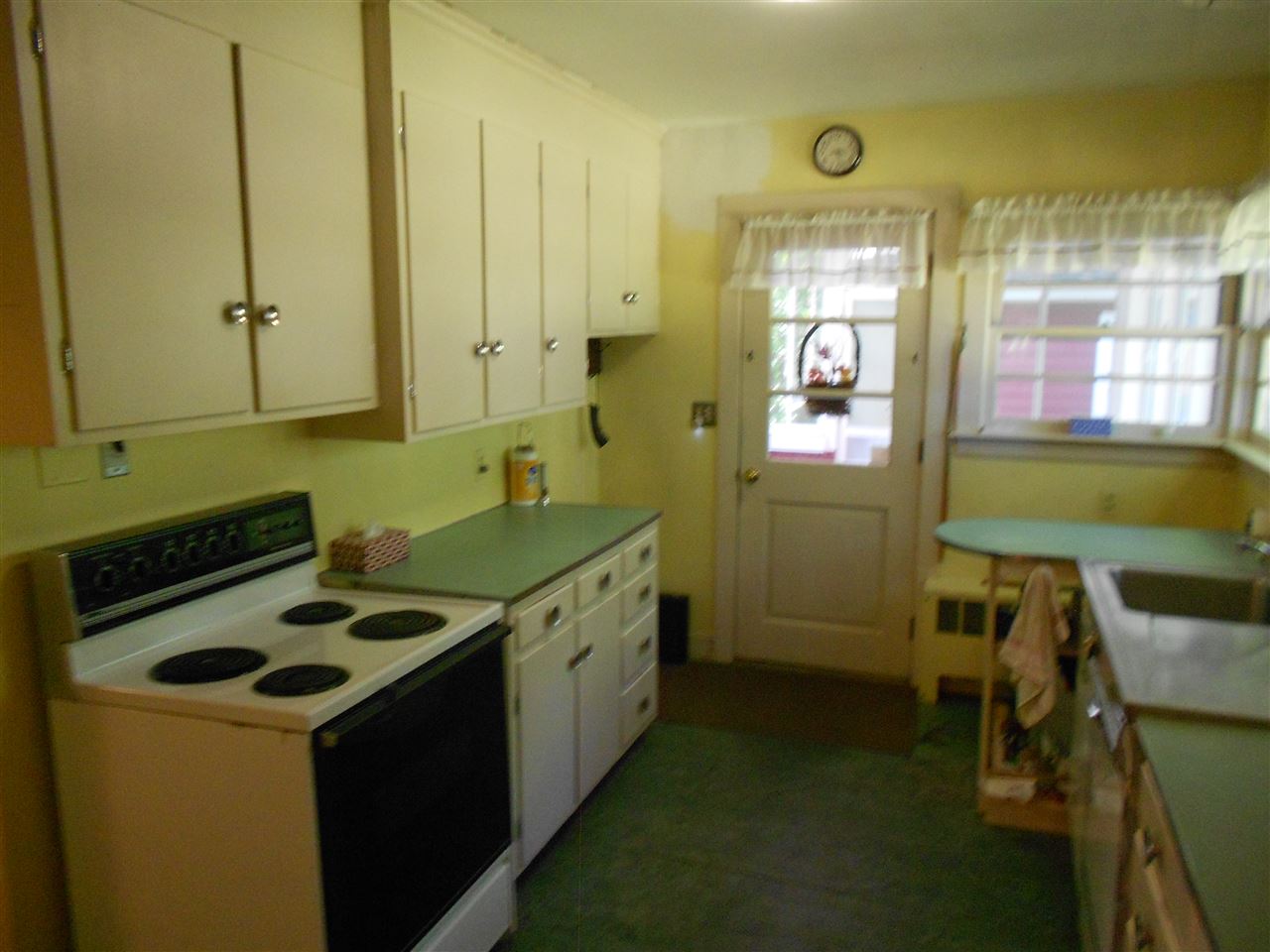 155 Gunstock Hill Road Gilford, NH 03249 - Photo 12 of 37