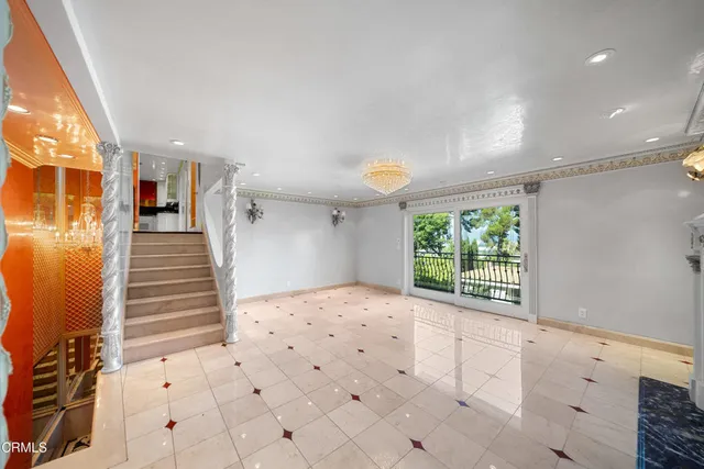 $1,495,000 | 1118 Oberlin Drive, Glendale, CA 91205