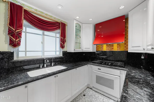 $1,495,000 | 1118 Oberlin Drive, Glendale, CA 91205