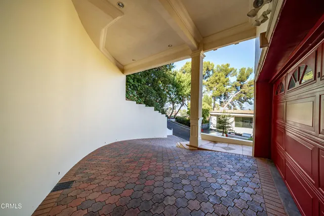 $1,495,000 | 1118 Oberlin Drive, Glendale, CA 91205