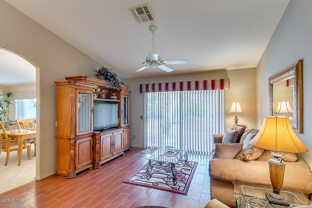 15724 Piccadilly Road Goodyear, AZ 85395 - Photo 11 of 39 12-Piccadilly