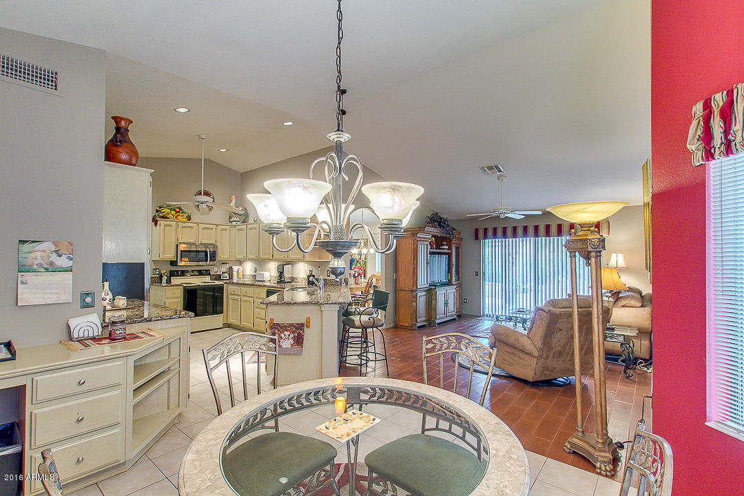 15724 Piccadilly Road Goodyear, AZ 85395 - Photo 14 of 39 16-Piccadilly