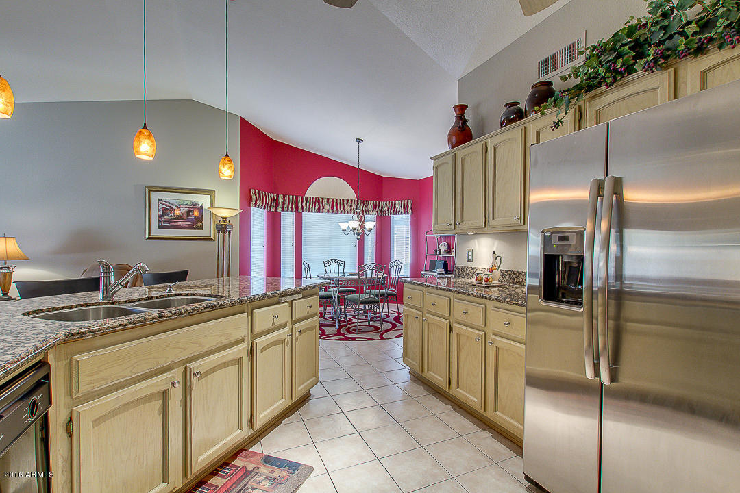 15724 Piccadilly Road Goodyear, AZ 85395 - Photo 18 of 39 21-Piccadilly