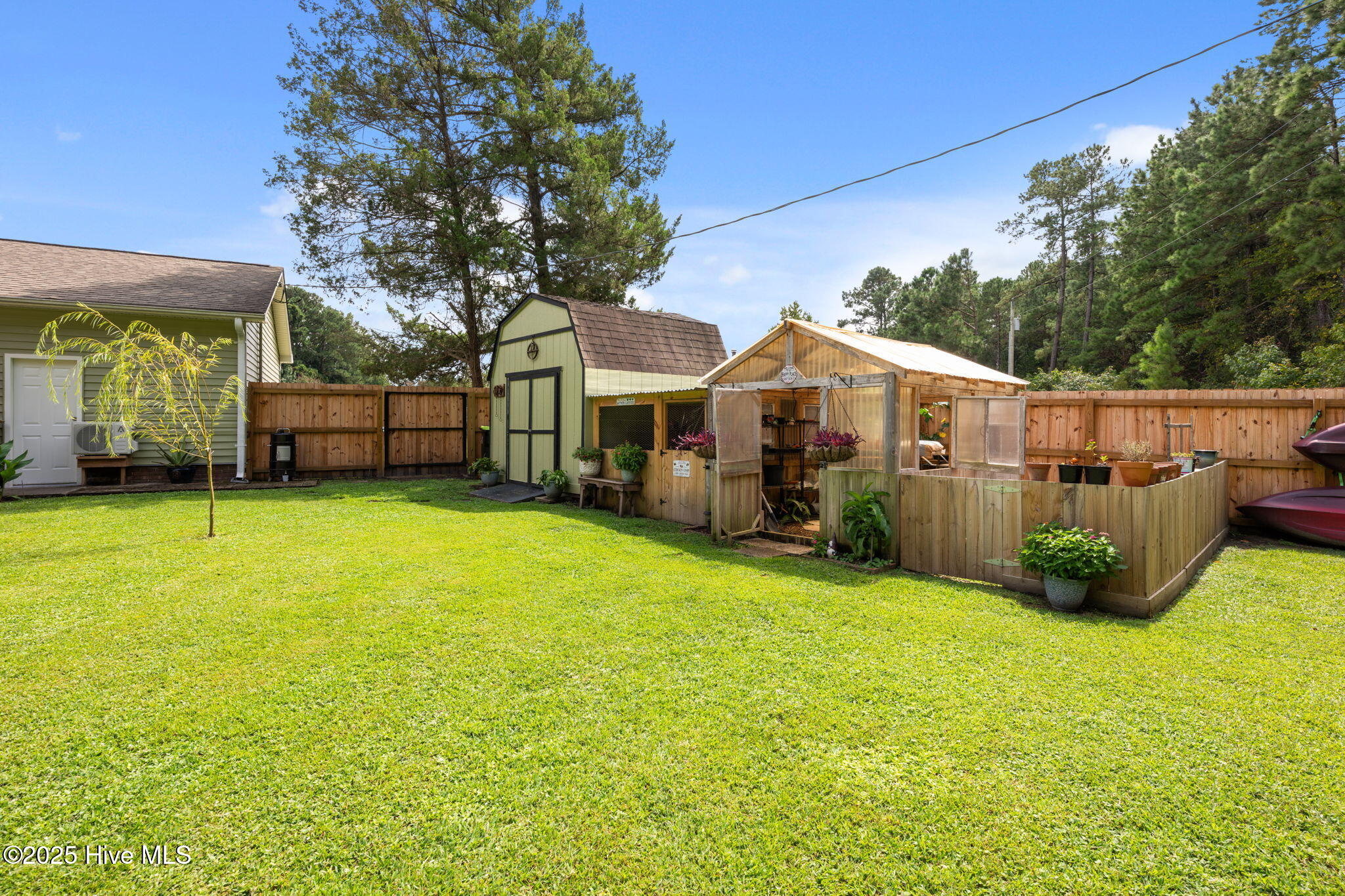 108 Poplar Road Havelock, NC 28532 - Photo 24 of 29 24-web-or-mls-DSC_7115