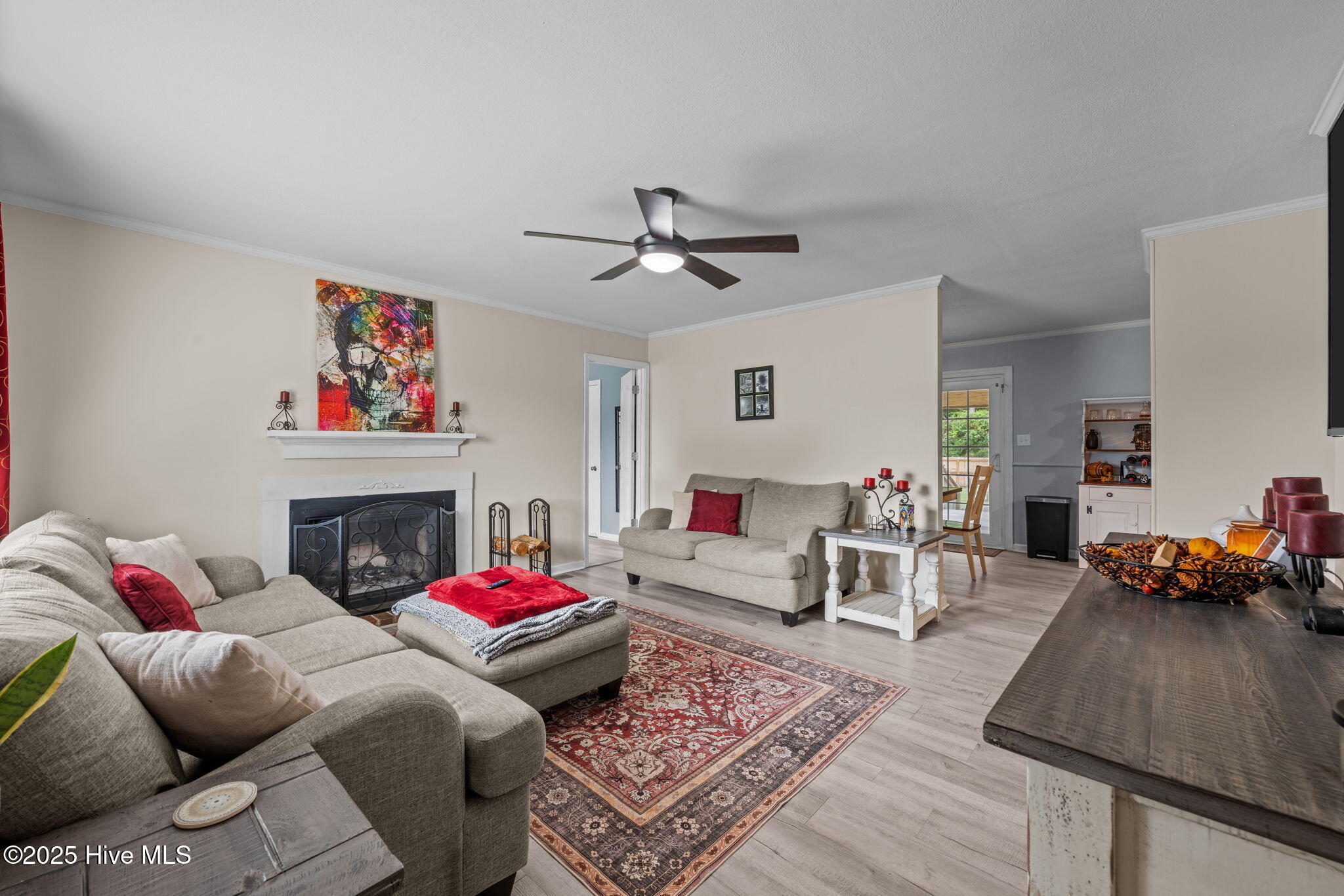 108 Poplar Road Havelock, NC 28532 - Photo 4 of 29 4-web-or-mls-DSC_7058 copy