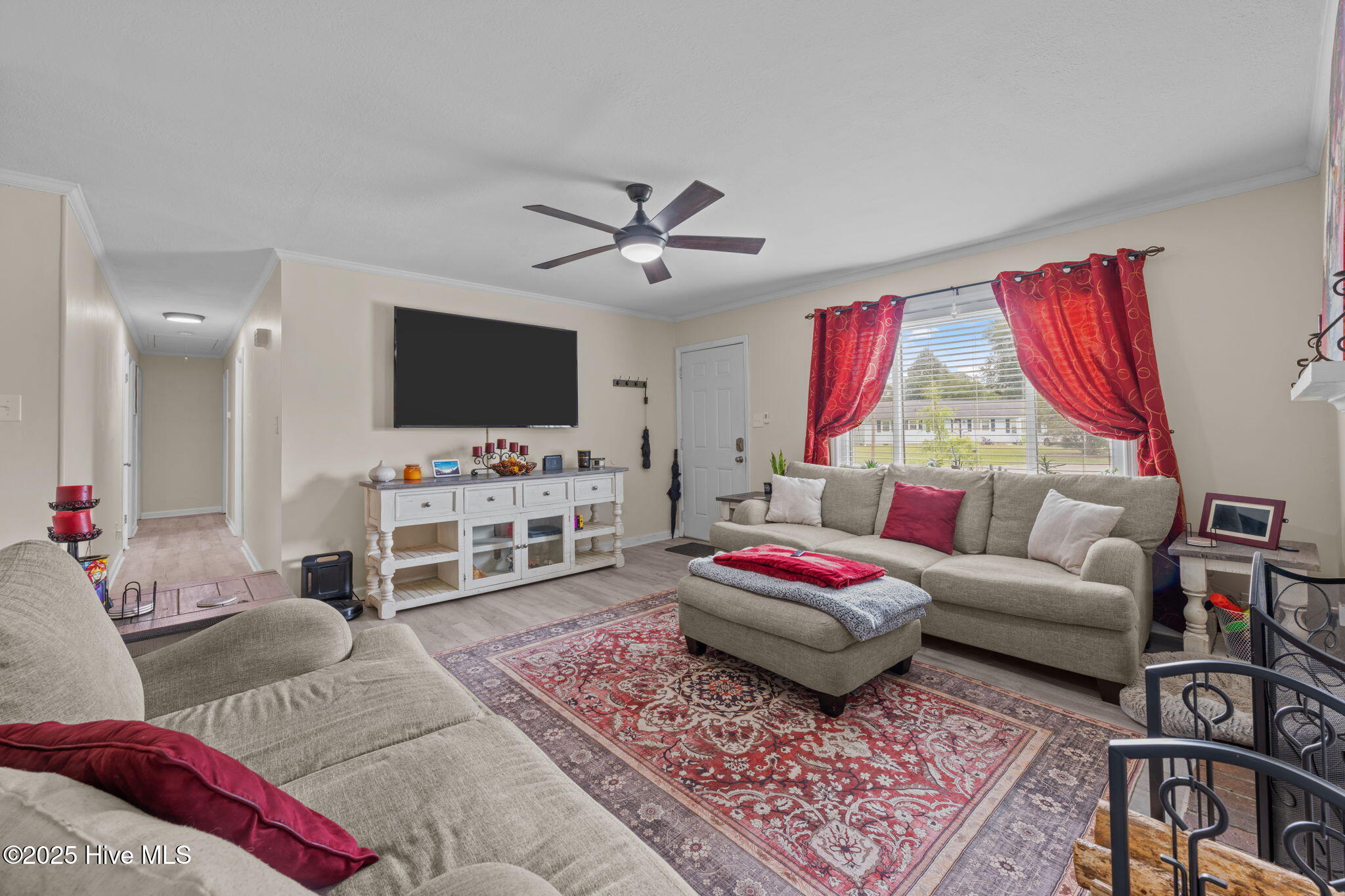 108 Poplar Road Havelock, NC 28532 - Photo 6 of 29 6-web-or-mls-DSC_7064