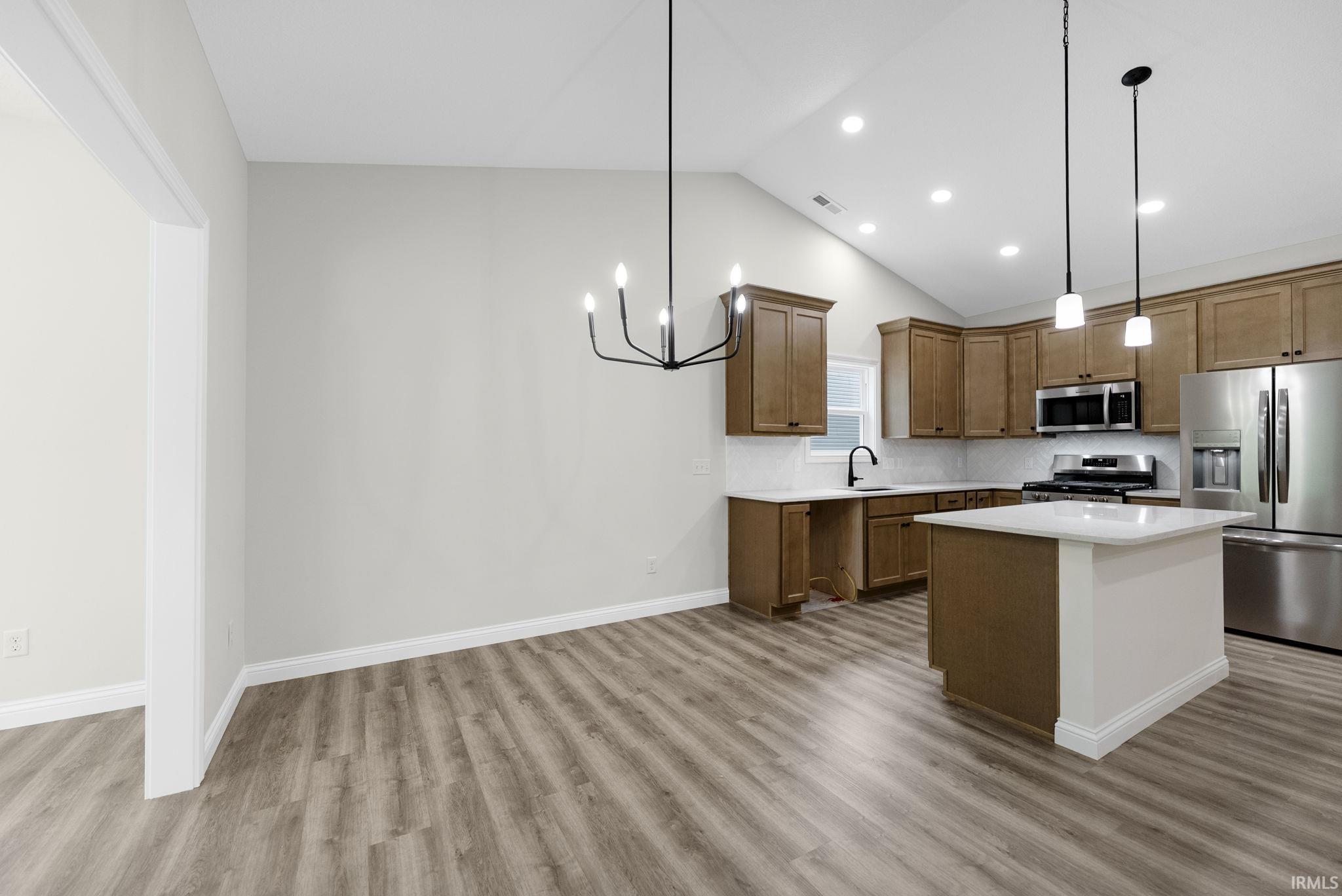 8245 Caverango Boulevard Fort Wayne, IN 46815 - Photo 12 of 36