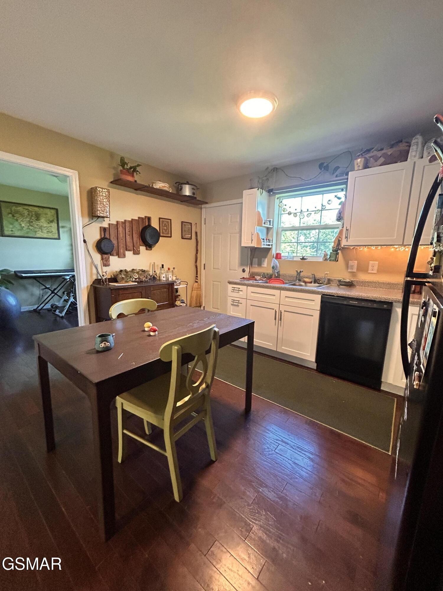 384 Loop Road Gatlinburg, TN 37738 - Photo 14 of 40 Gallery Image 14