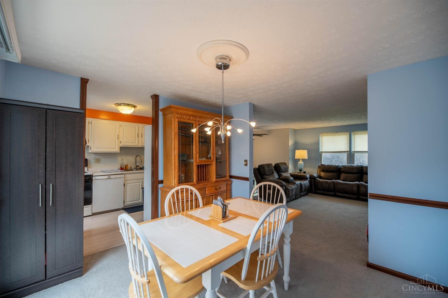 4263 Paul Road Cincinnati, OH 45238 - Photo 6 of 28 Gallery Image 6