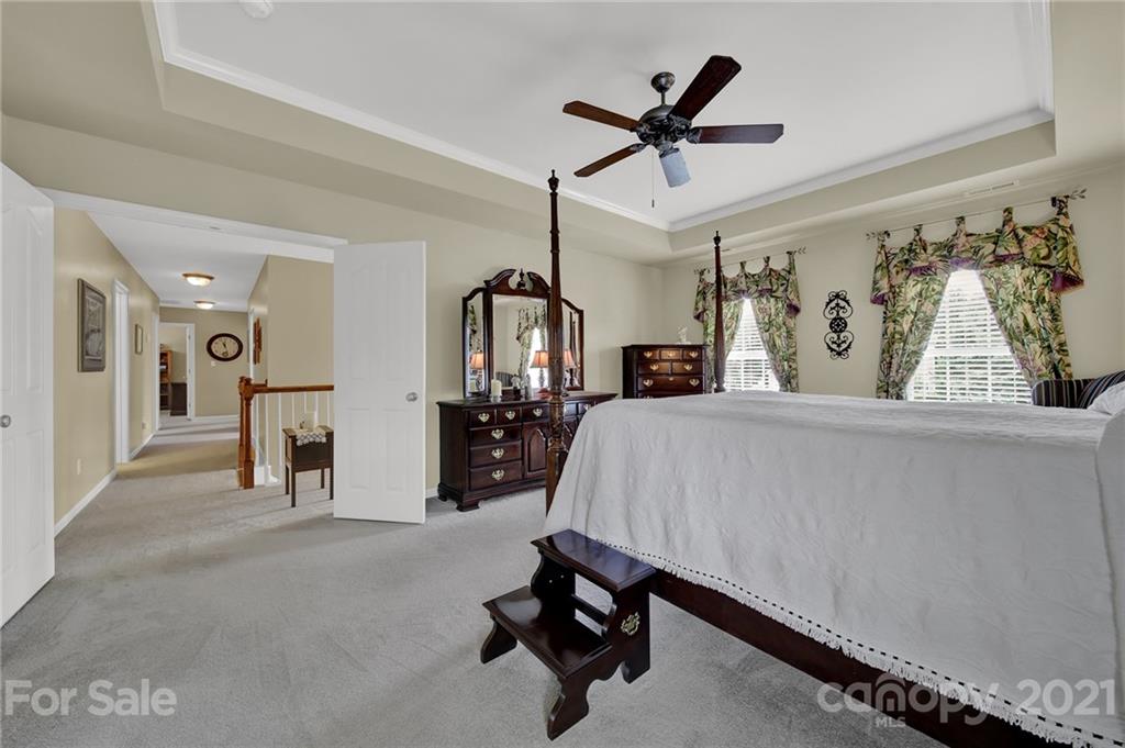 4509 Shadow Moss Circle Fort Mill, SC 29708 - Photo 15 of 43 a living room with furniture