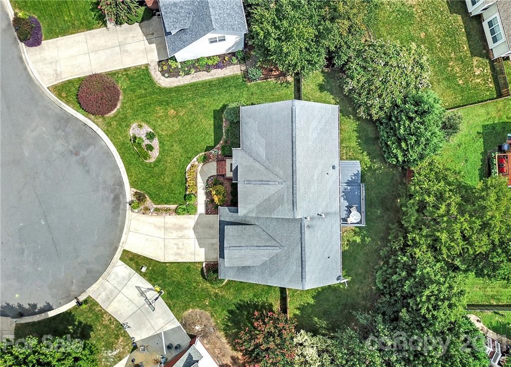 4509 Shadow Moss Circle Fort Mill, SC 29708 - Photo 40 of 43 an aerial view of a house with a yard and garden