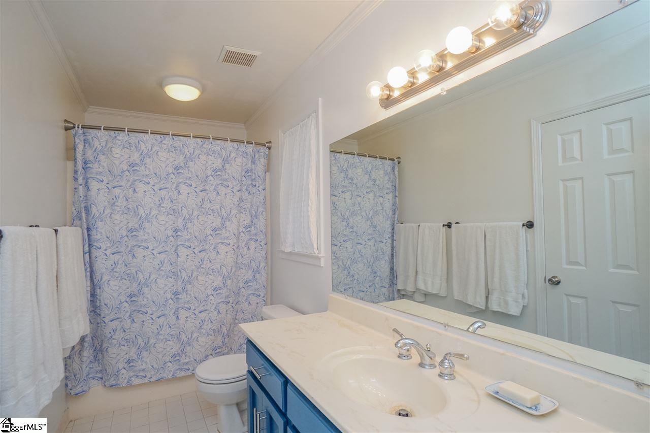 214 Spring View Lane Taylors, SC 29687 - Photo 22 of 34 Gallery Image 22