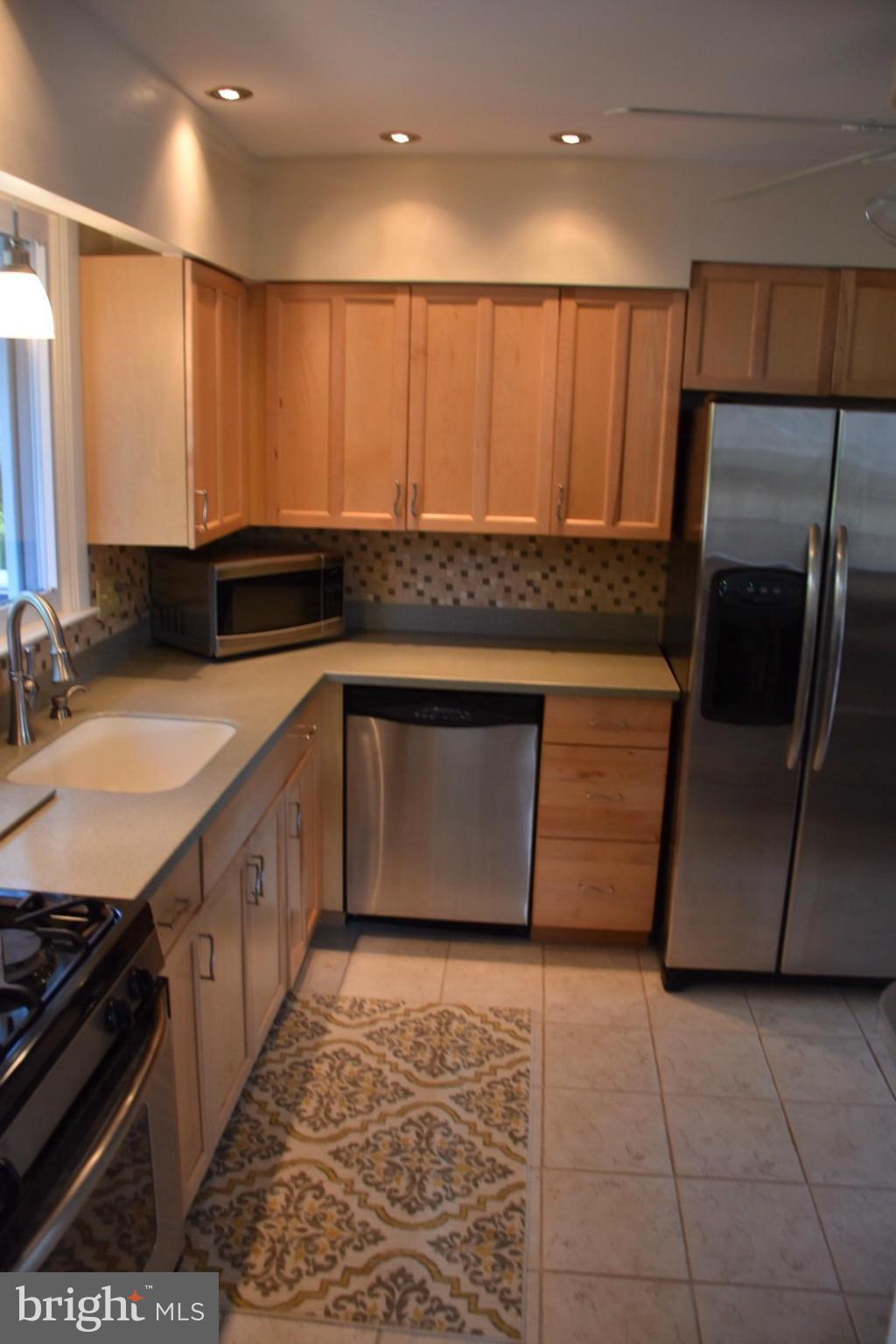 1624 Jeffers Road Baltimore, MD 21204 - Photo 6 of 16 Kitchen