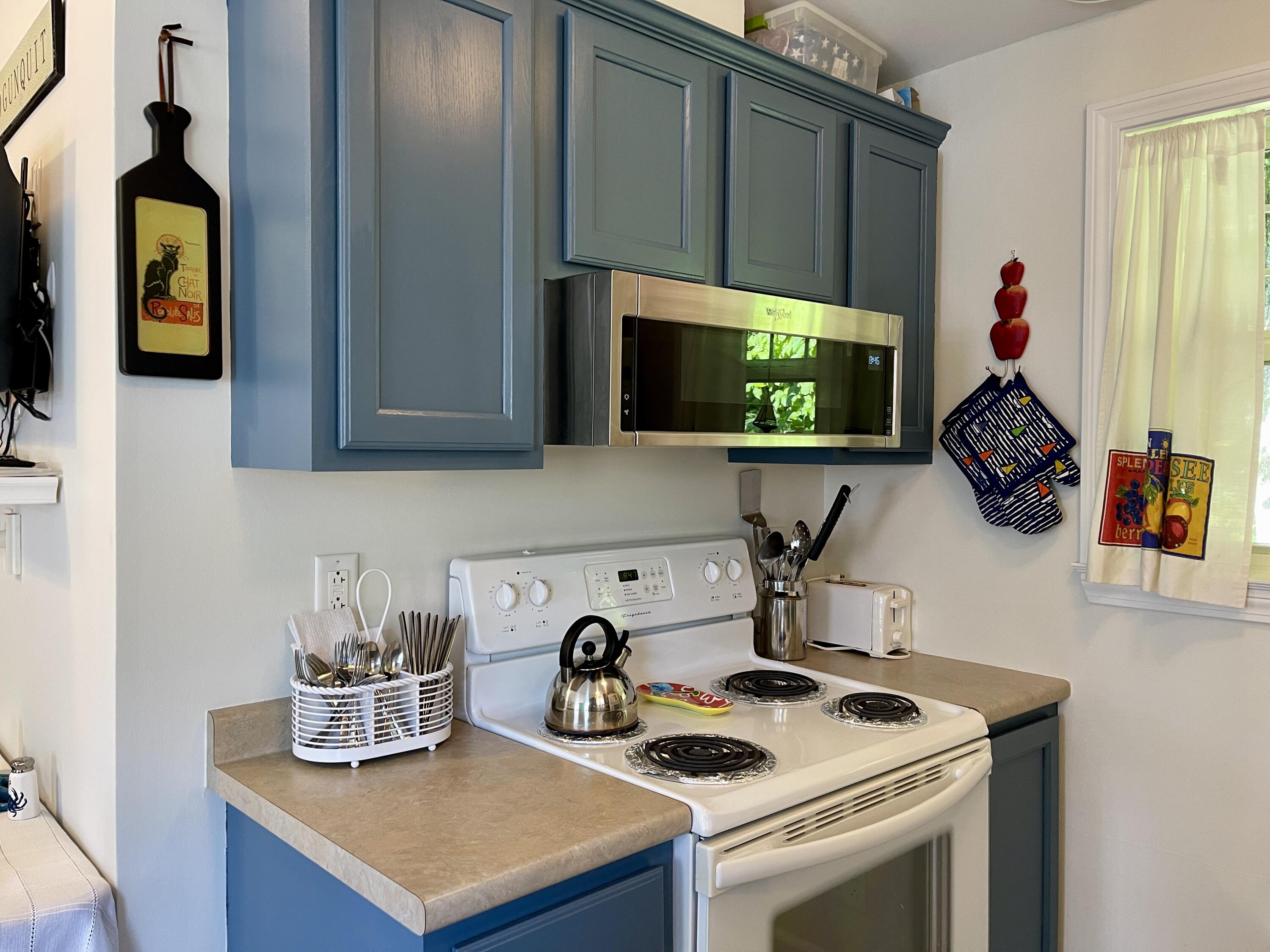 412 Post Road, Unit 300 Wells, ME 04090 - Photo 5 of 29 IMG_9860