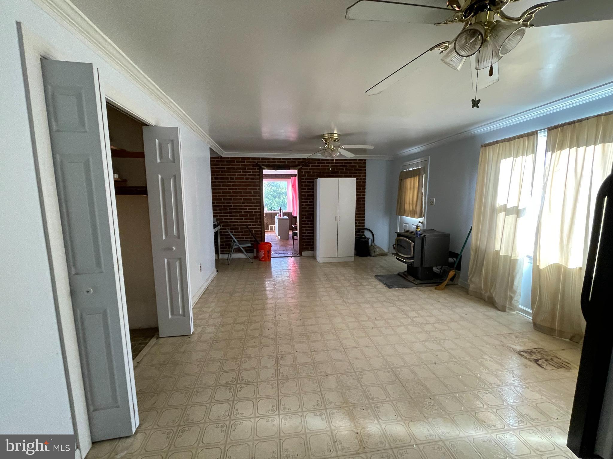 32 Fairview Road Broomall, PA 19008 - Photo 4 of 9 Gallery Image 4