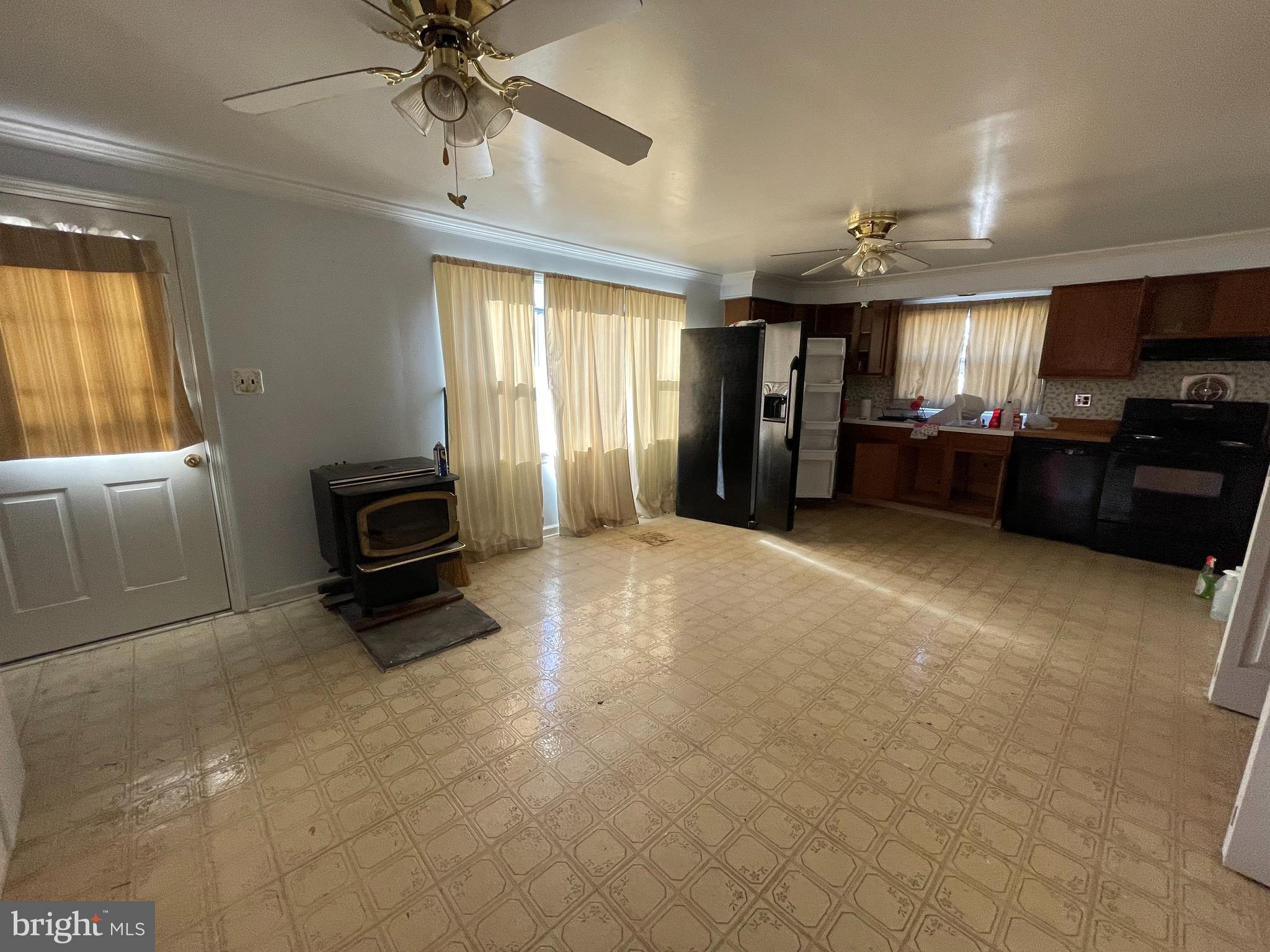 32 Fairview Road Broomall, PA 19008 - Photo 5 of 9 Gallery Image 5