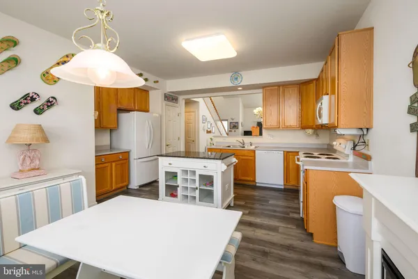 $450,000 | 9 Blue Stream Lane, Millville, DE 19967